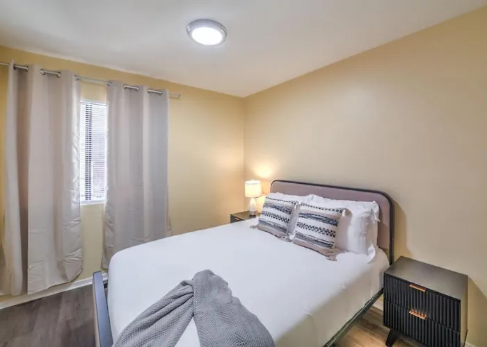 3Br Apartment In Seven Hills, Near Hospital